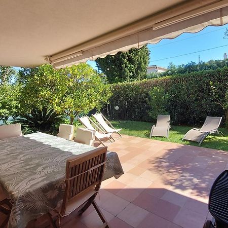 Plage La Salis 3 Chambres, Jardin - 3 Bedrooms アンティーブ エクステリア 写真
