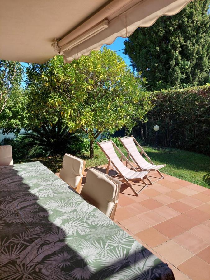 Plage La Salis 3 Chambres, Jardin - 3 Bedrooms アンティーブ エクステリア 写真
