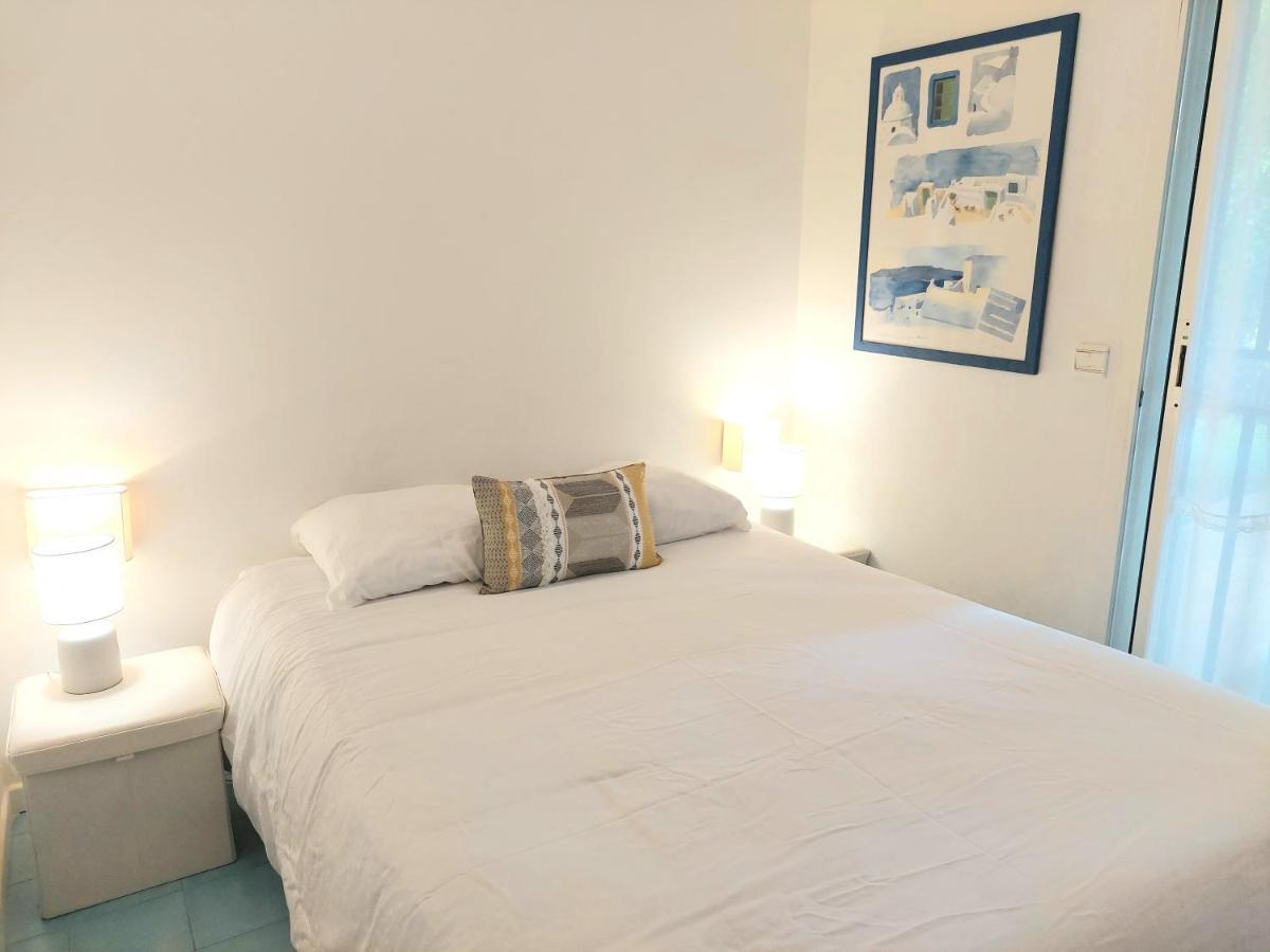 Plage La Salis 3 Chambres, Jardin - 3 Bedrooms アンティーブ エクステリア 写真