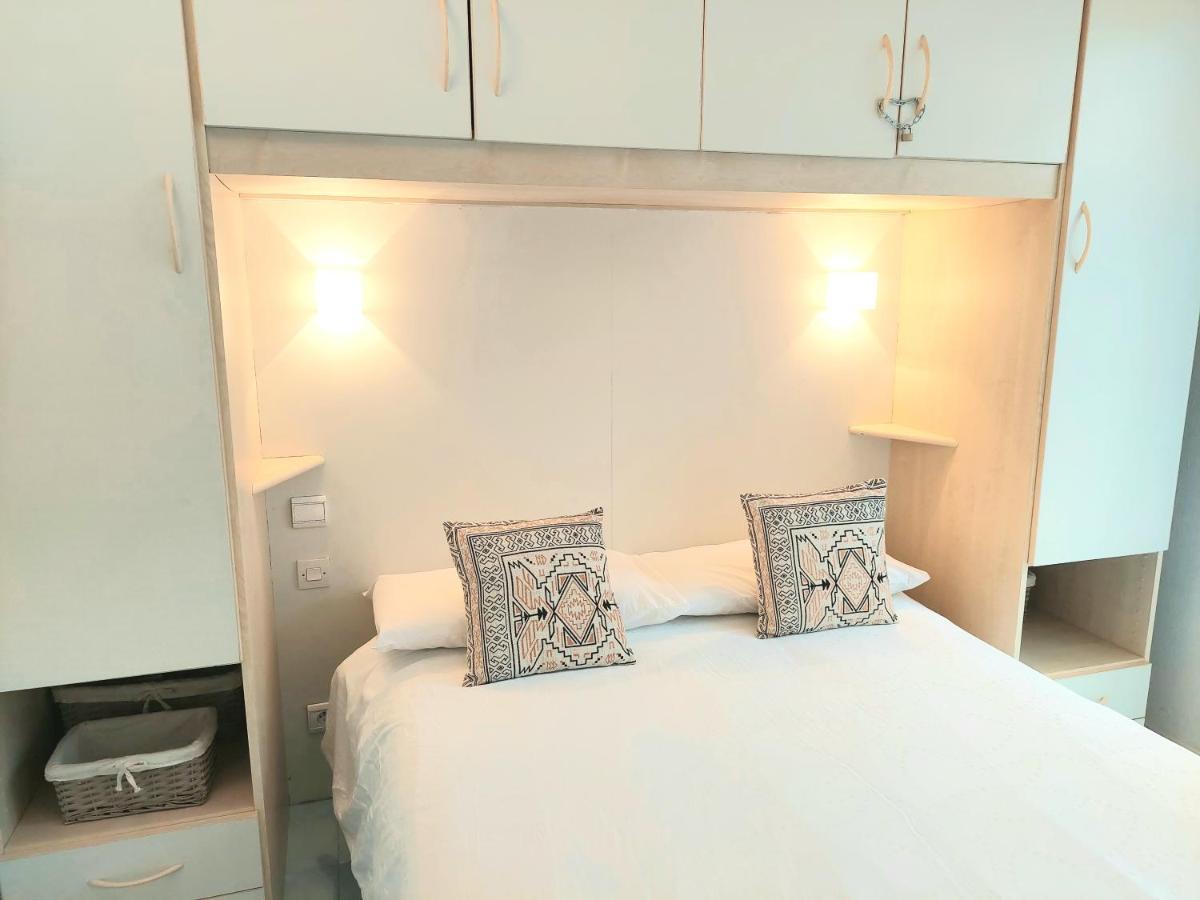 Plage La Salis 3 Chambres, Jardin - 3 Bedrooms アンティーブ エクステリア 写真